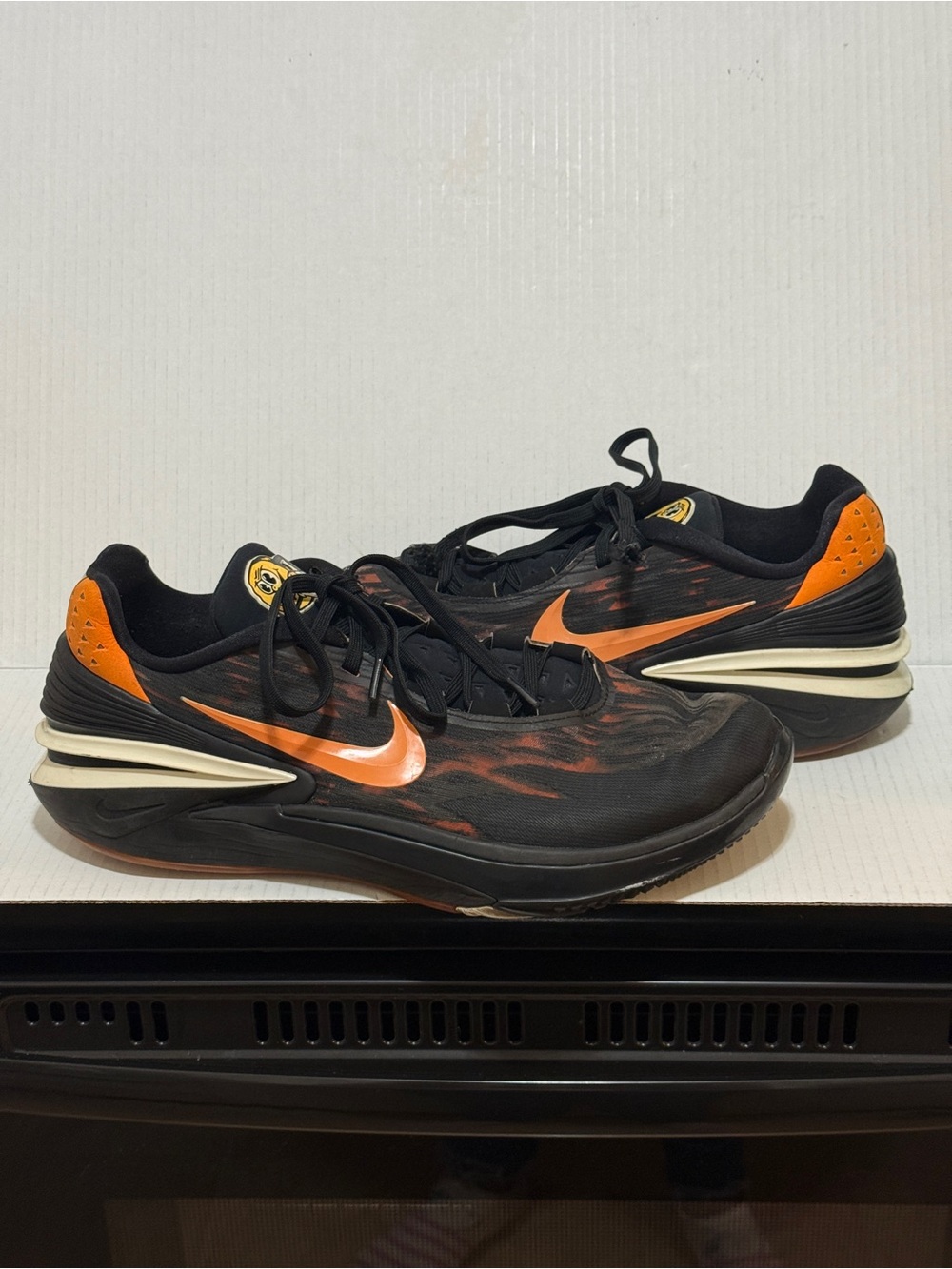 Nike Air Zoom Mens GT Cut 2 Nike University Black Orange Sneakers Sz 17 Rare
